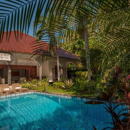 Villa Kelapa Lovina  Exterior photo